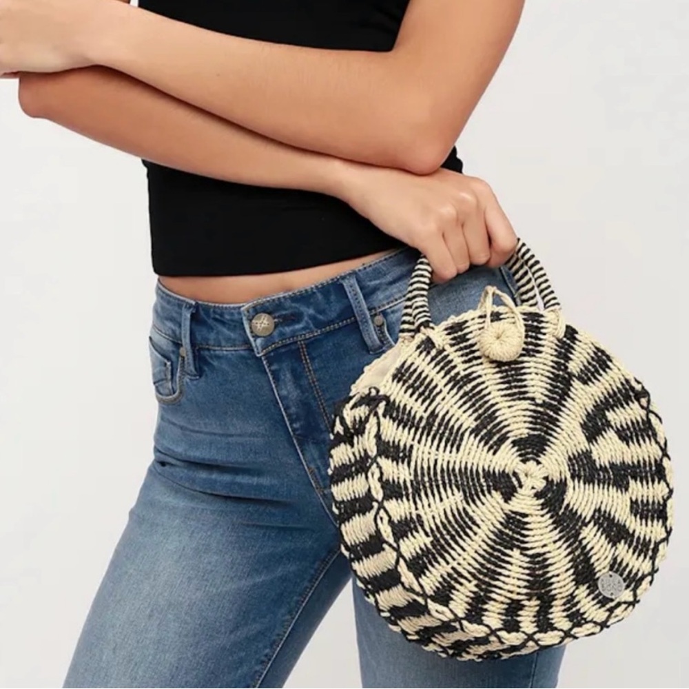 Billabong Soak It Up Straw Circular Crossbody Bag Boho Festival Handles Strap